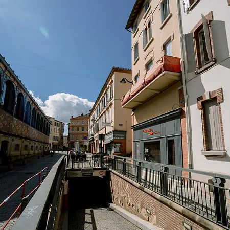 Les De La Cathedrale