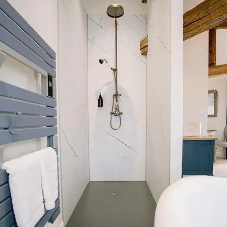 Les De La Cathedrale *