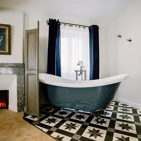 Les De La Cathedrale Апартаменты Альби